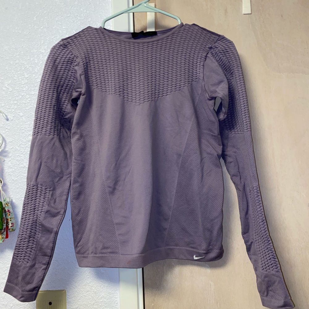 nike long sleeve